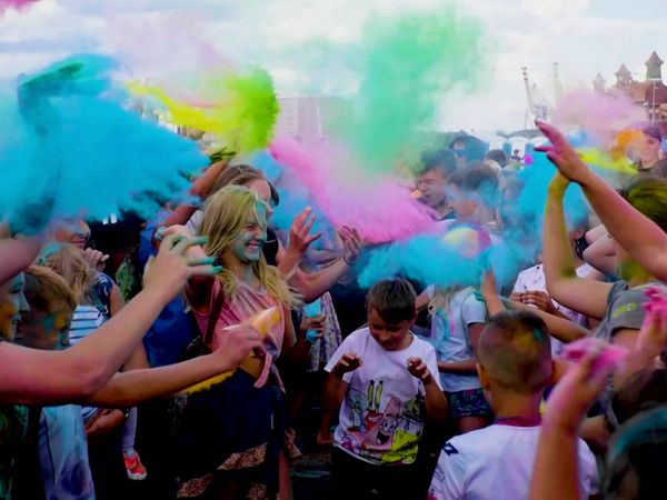 42: La Respuesta A Casi Todo - ¿Por qué los Colores nos Controlan?