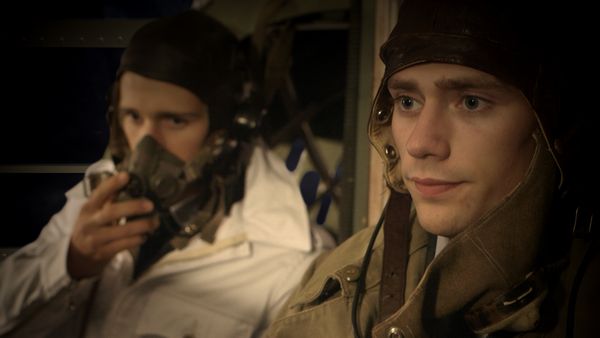 WWII Air Crash Detectives - Turweston Wellington Collision: Death in the Moonlight