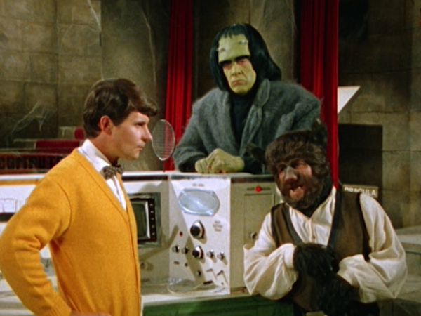 Monster Squad - Queen Bee