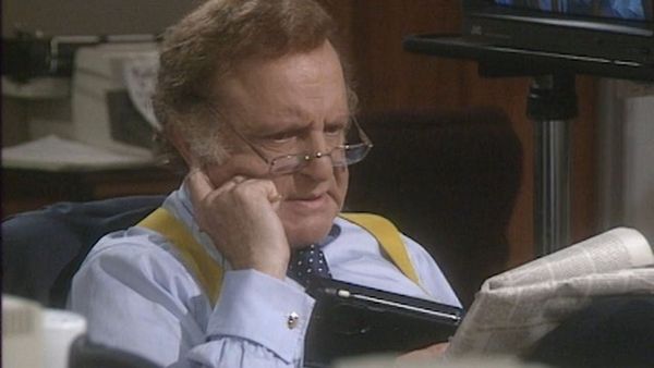 Drop The Dead Donkey - Sally's Arrival