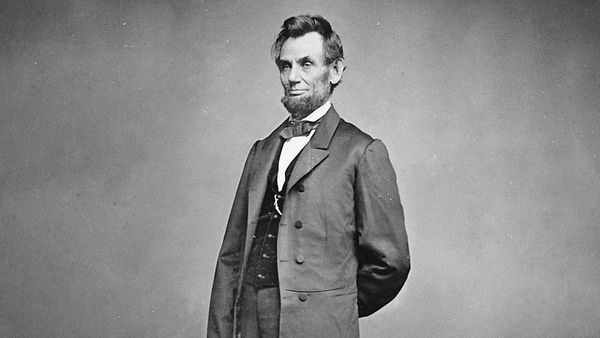 Lincoln: Divided We Stand - A Country on the Edge