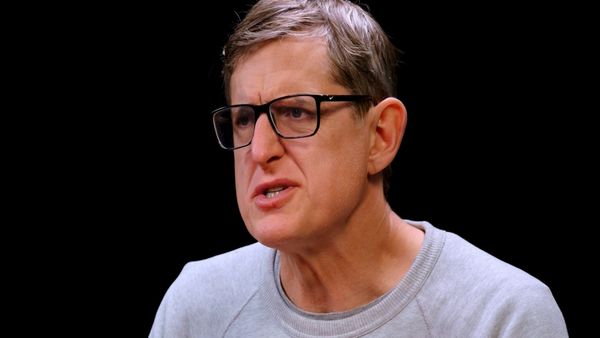 Hot Ones - Louis Theroux Attacks the Shark While Eating Spicy Wings