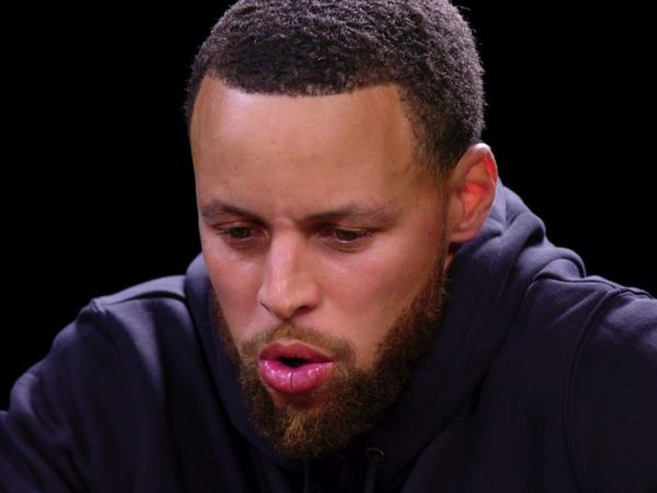 Hot Ones - Stephen Curry Is on Fire While Eating Spicy Wings