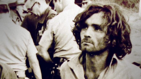 Born to Kill? - The Manson Family