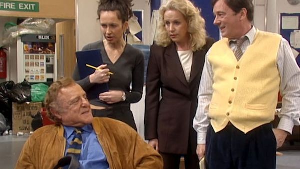 Drop The Dead Donkey - A Bit of an Atmosphere