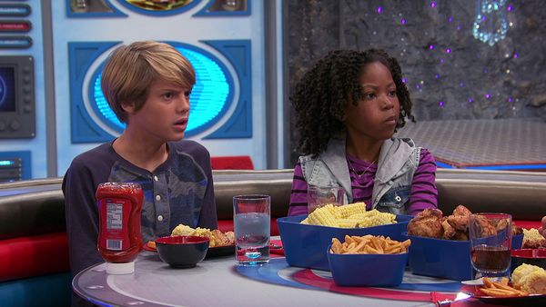 Henry Danger - Brad Invisível