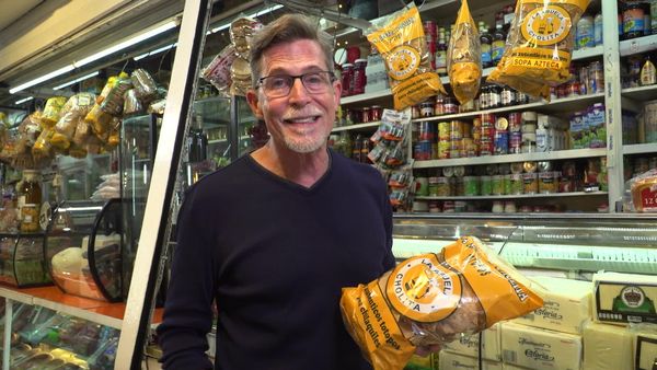 Mexico: One Plate at a Time with Rick Bayless - Chilaquiles, Comforting and Classic