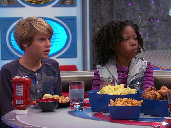 Henry Danger HD - Brad invisible