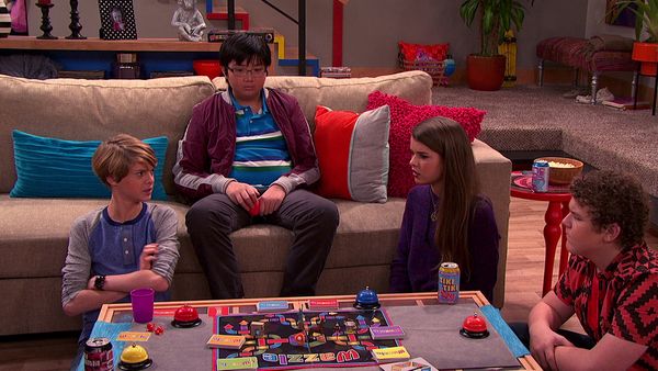 Henry Danger HD - El beso en el ascensor