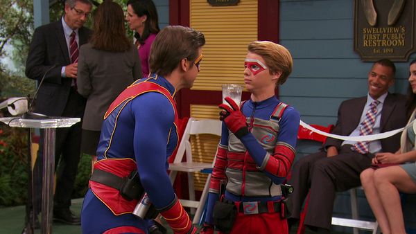 Henry Danger HD - Un Henry y tres chicas, parte 1