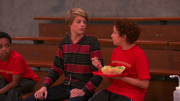 Henry Danger HD - Henry y los Carpinteros