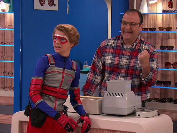 Henry Danger HD - Capitán Man de vacaciones