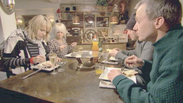 Til Middag Hos - Niarn