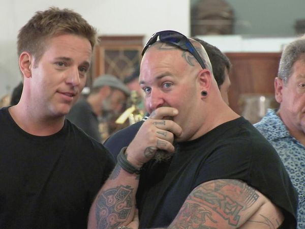 Auction Hunters - Tough as Nails