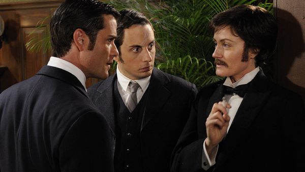 Murdoch Mysteries - Victor Victorian