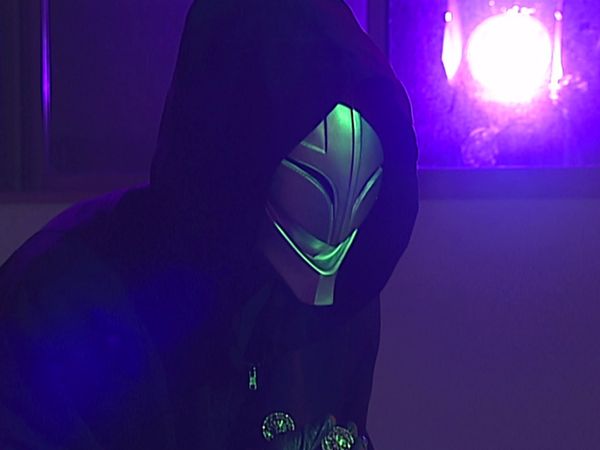 Kamen Rider Ryuki - La Leyenda de las Máscaras de Hierro
