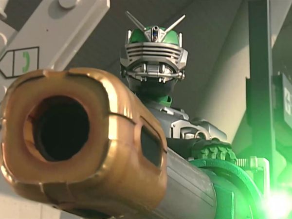 Kamen Rider Ryuki - ¿Shinji es Arrestado?