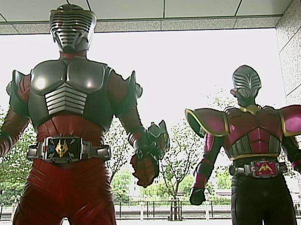 Kamen Rider Ryuki - La Carta del Destino