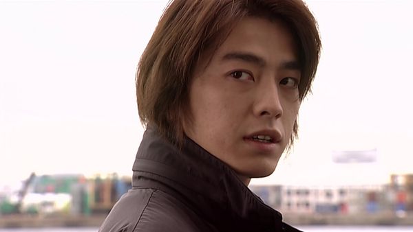 Kamen Rider Ryuki - El Rider Misterioso