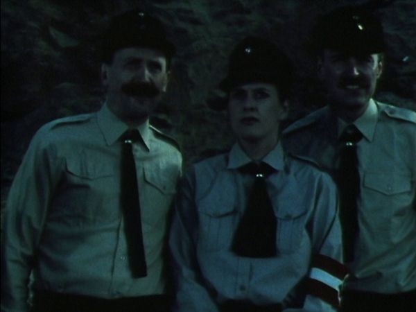 Allo 'Allo! - Nackte Knie