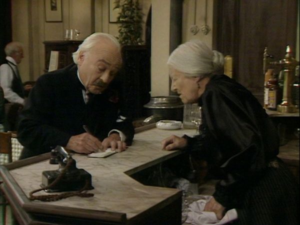 Allo 'Allo! - Sprung in die Tiefe