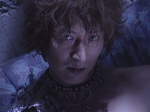 Kamen Rider Ryuki - El Secreto de la Ouja
