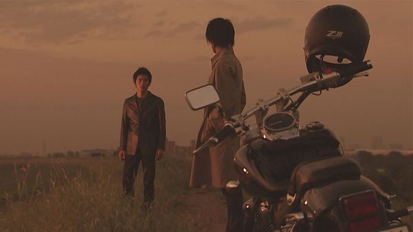 Kamen Rider Ryuki - Señal de Peligro