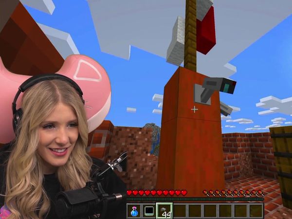 BriannaPlayz - 7 Ways to Steal Preston's Diamonds in Minecraft