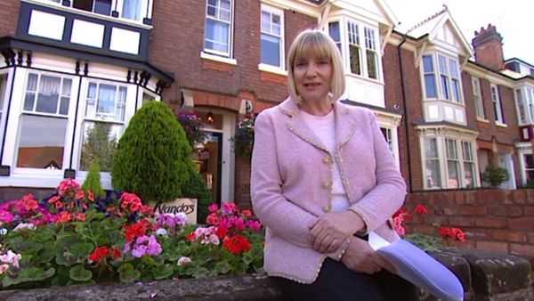 The Hotel Inspector - Nando's / Forget-Me-Not Guest House