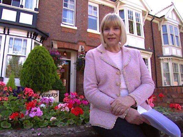 The Hotel Inspector - Nando's / Forget-Me-Not Guest House