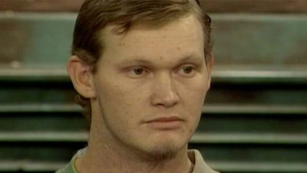 The Jerry Springer Show - Twisted Love