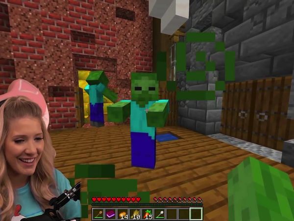 BriannaPlayz - Escaping the Deadliest Zombies in Minecraft: Part 1