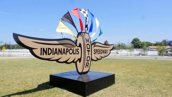 Legendary Motorcar - An Adventure in Indy