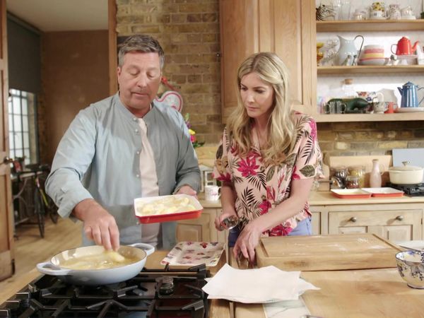 John and Lisa's Weekend Kitchen - Episode 1
