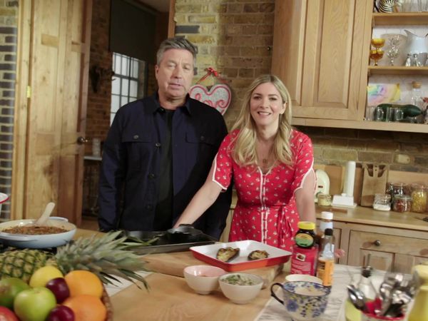John and Lisa's Weekend Kitchen - Episode 5