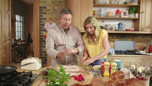 John and Lisa's Weekend Kitchen - Episode 9