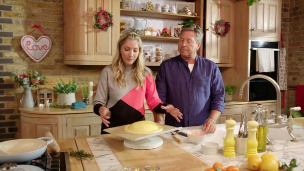 John and Lisa's Weekend Kitchen - Episode 5