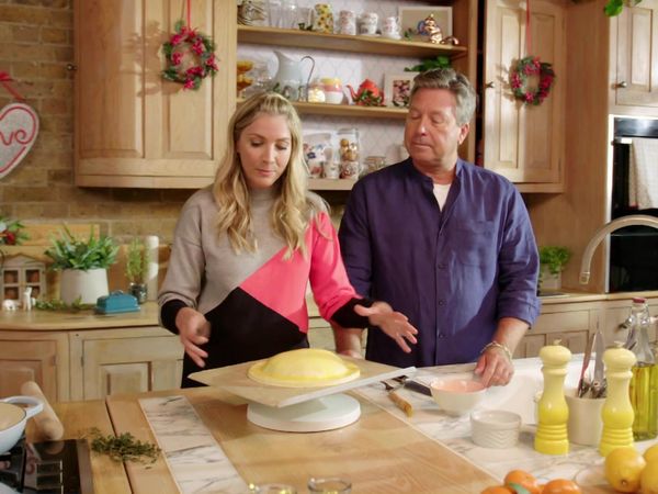 John and Lisa's Weekend Kitchen - Episode 5