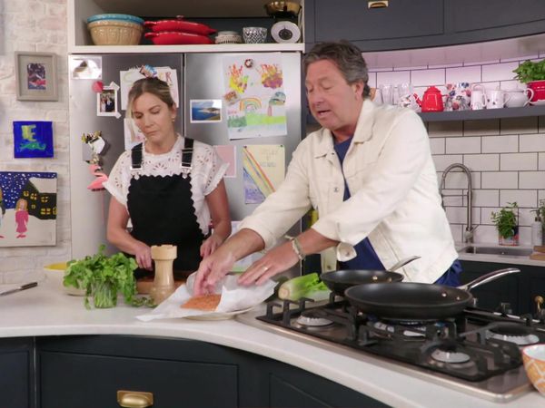 John and Lisa's Weekend Kitchen - Episode 5
