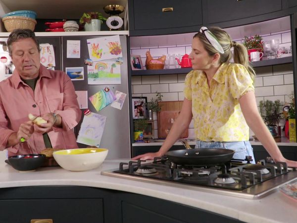John and Lisa's Weekend Kitchen - Episode 8