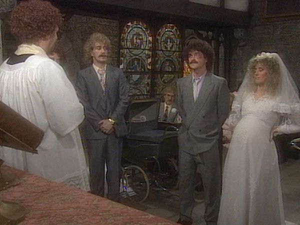 Harry Enfield's Television Programme - Episode 11