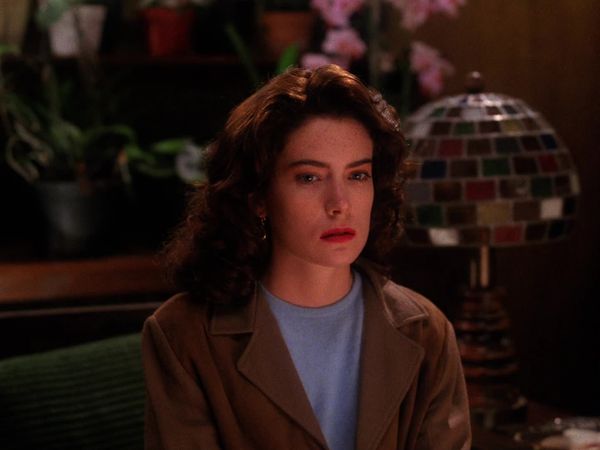 Twin Peaks - The Man Behind Glass
