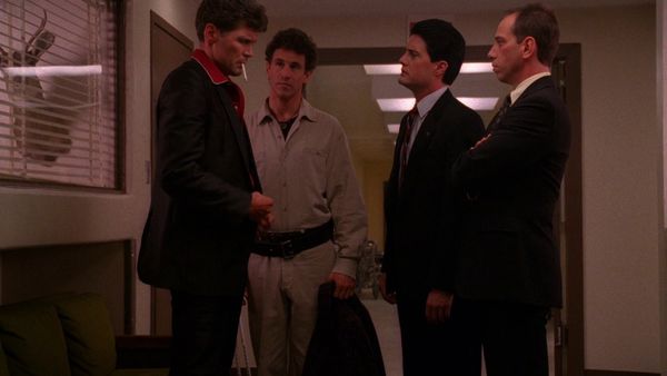 Twin Peaks - May The Giant Be With You