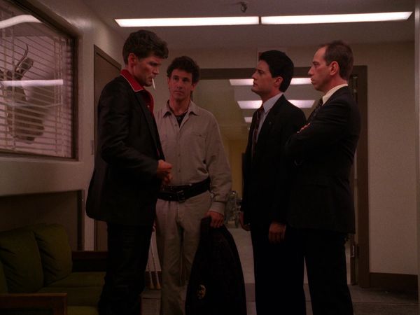Twin Peaks - May The Giant Be With You