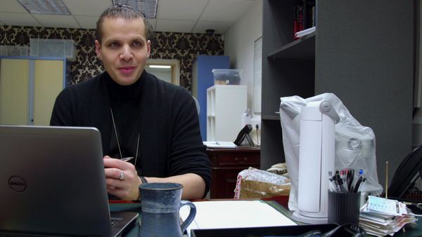 Posh Pawn - Episode 10