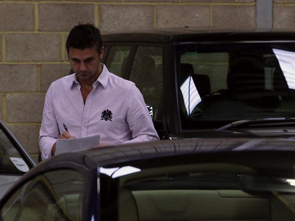Posh Pawn - Episode 1
