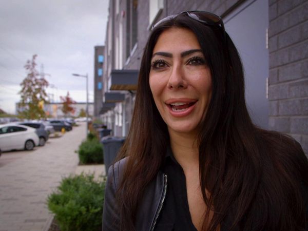 Posh Pawn - Episode 11