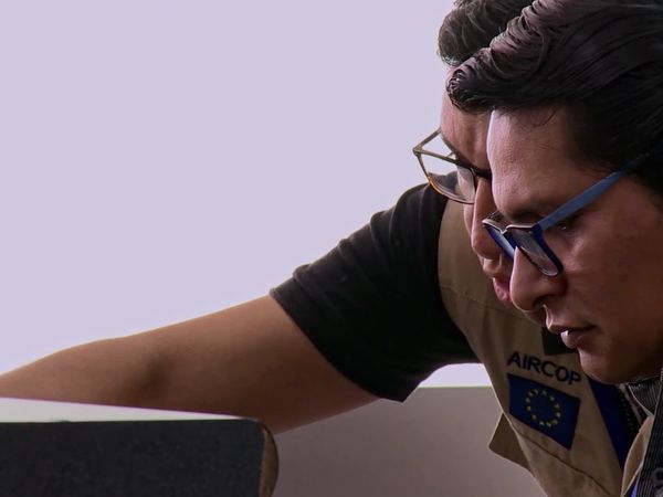 ¡ALTO! Frontera - Episodio 13