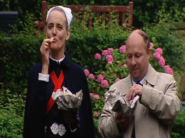 The Royal - It's What's on the Inside That Counts