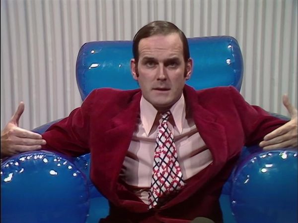 Monty Python's Flying Circus - Deja Vu / Show 5